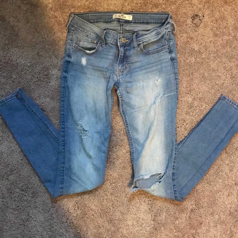 Light skinny ripped jeans